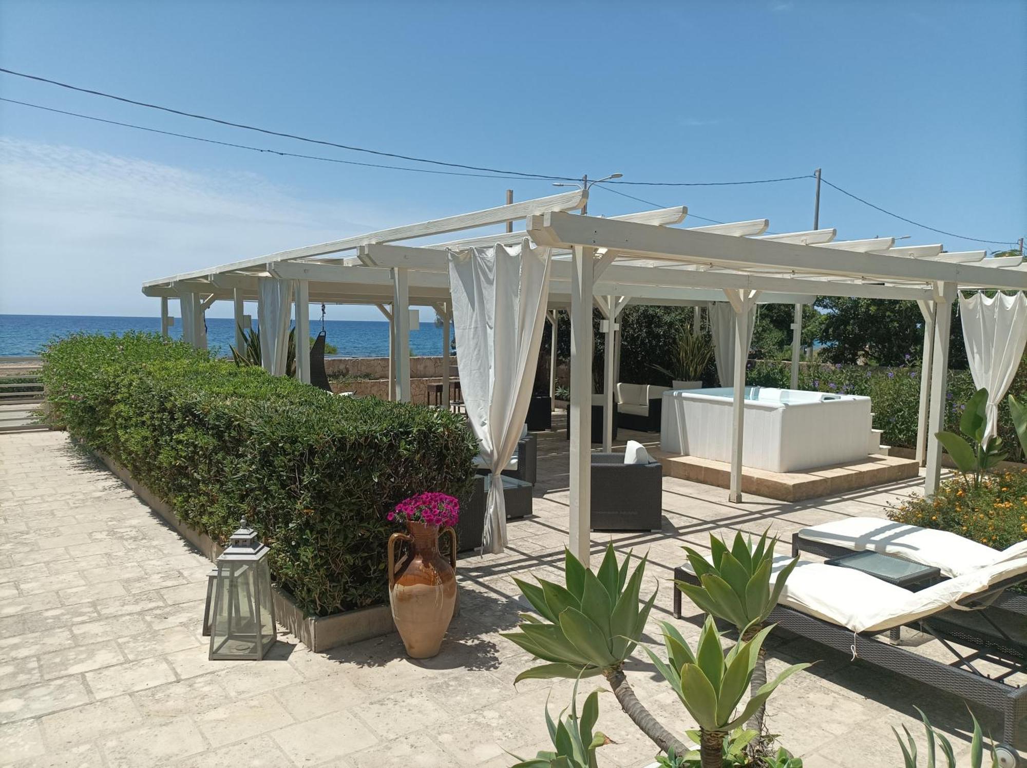 La Giara Resort Torre San Giovanni Buitenkant foto