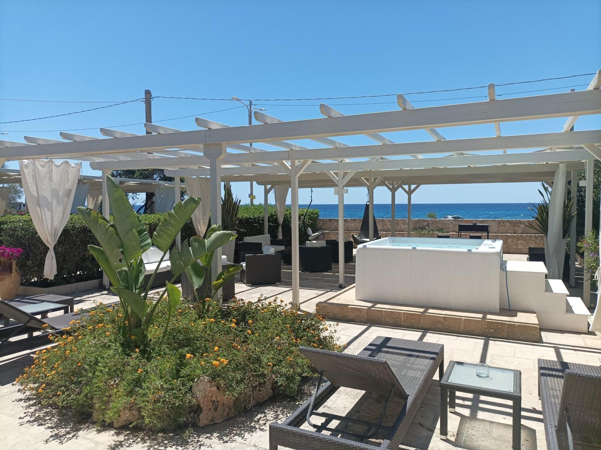 La Giara Resort Torre San Giovanni Buitenkant foto