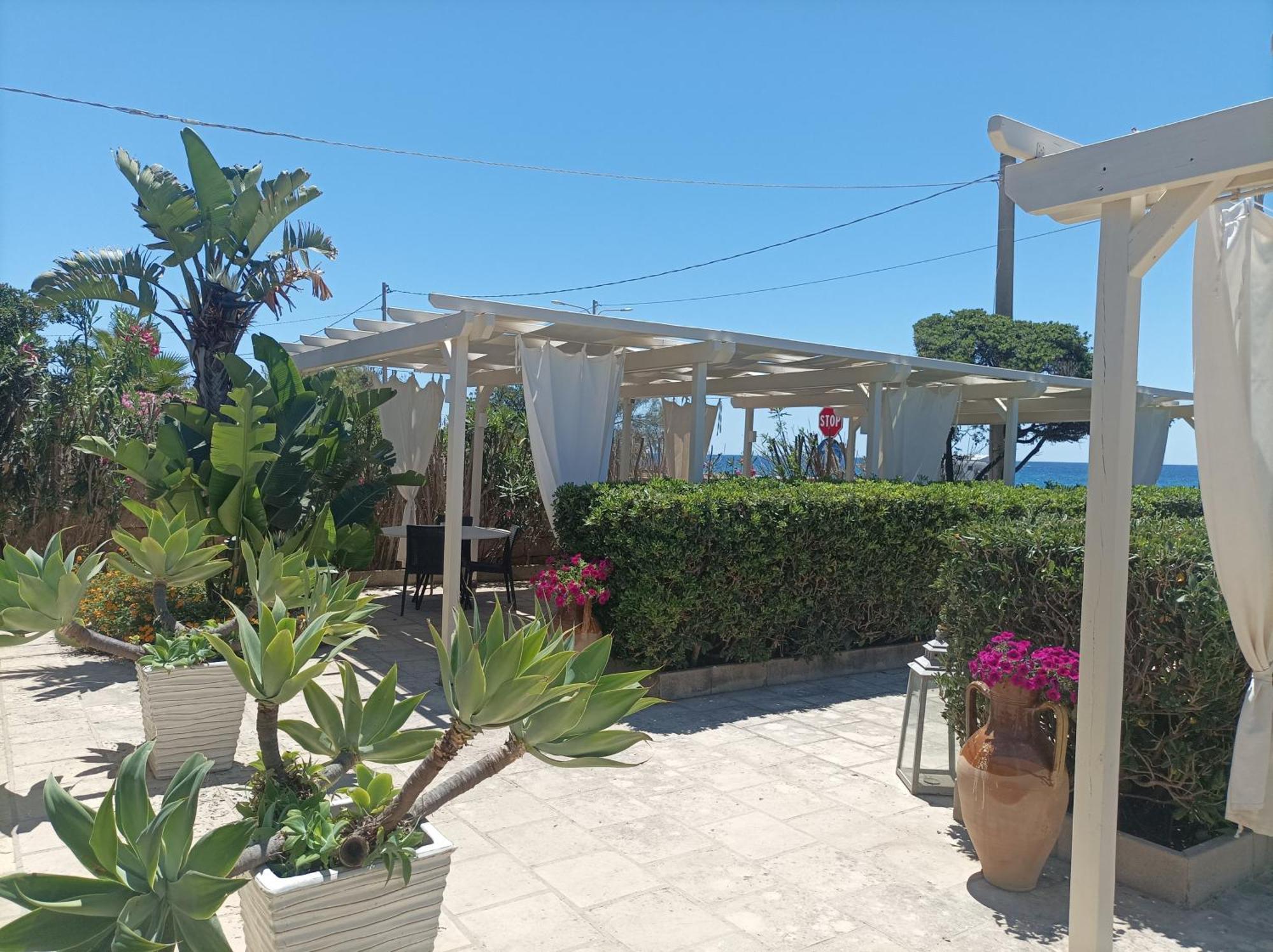 La Giara Resort Torre San Giovanni Buitenkant foto