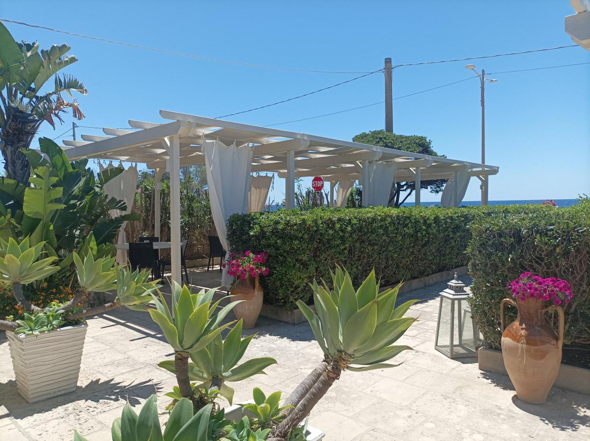 La Giara Resort Torre San Giovanni Buitenkant foto