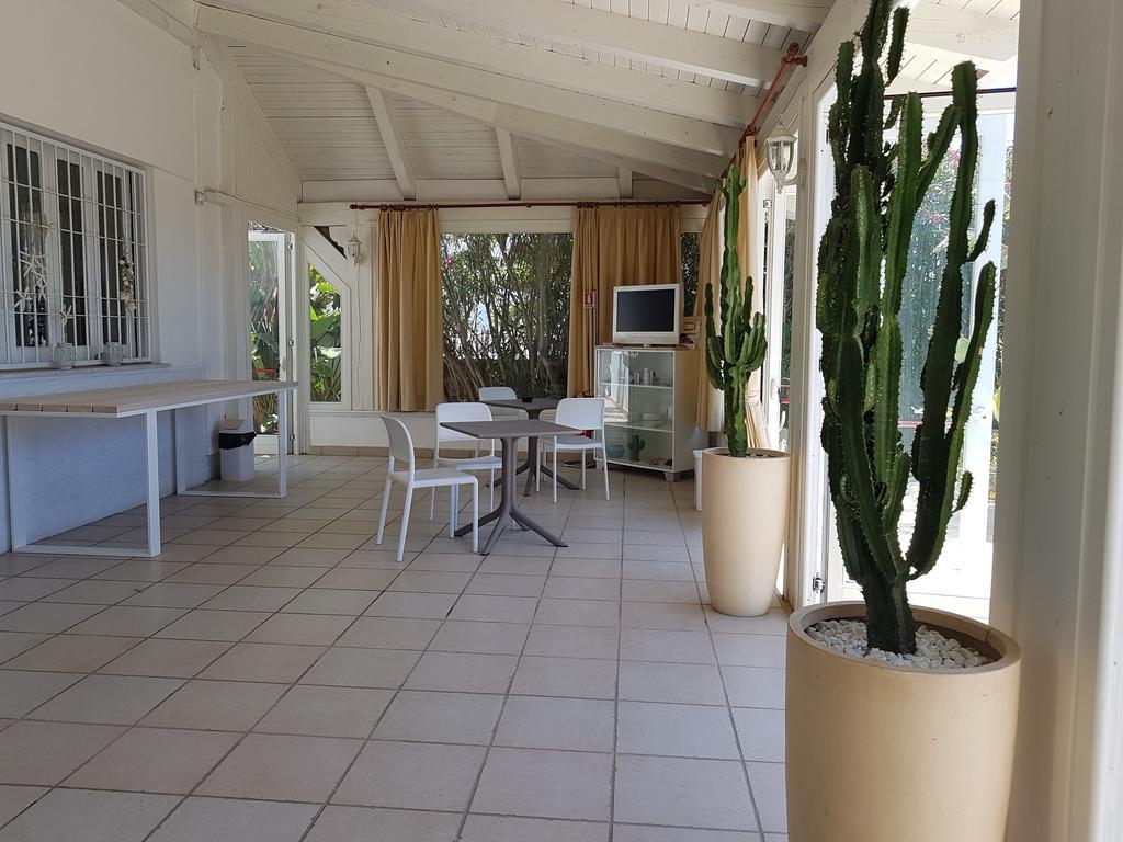 La Giara Resort Torre San Giovanni Buitenkant foto